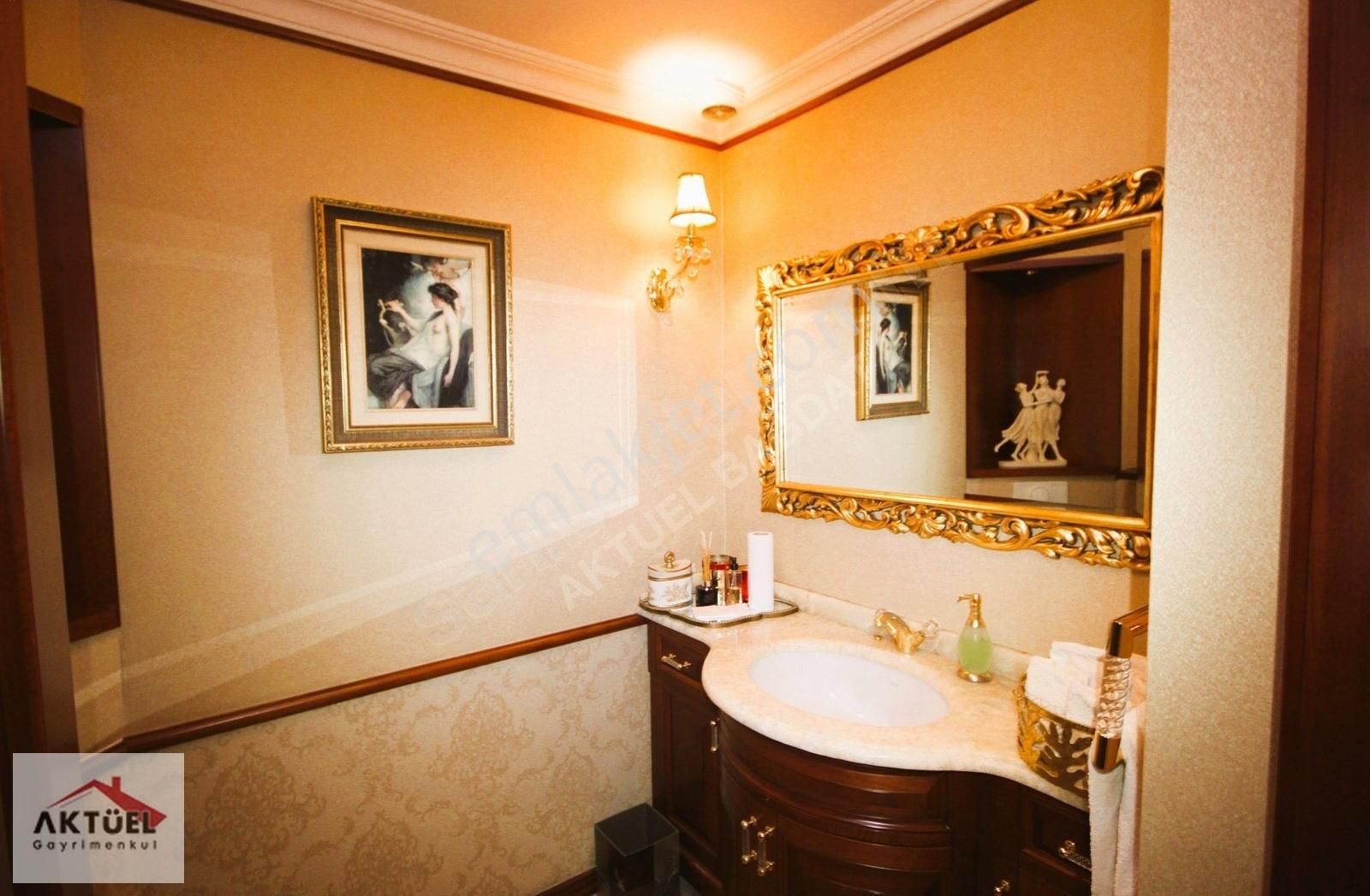 Suadiye Sahilde Lebiderya Deniz Manzaralı 350 M2 Dubleks - Görsel 31