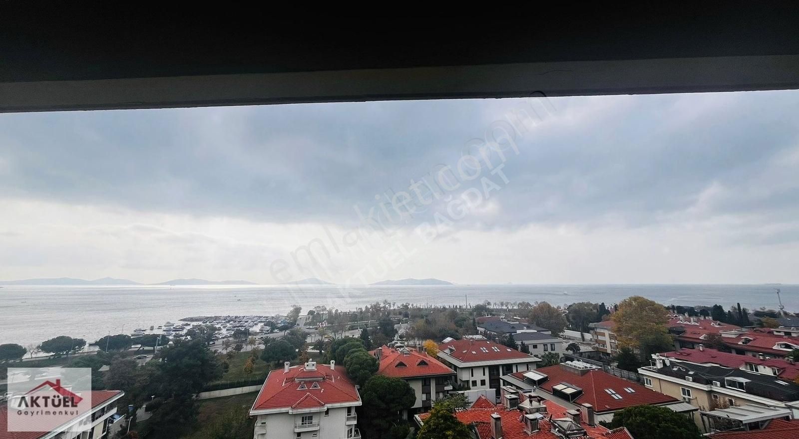 Suadiye Sahilde Lebiderya Deniz Manzaralı 350 M2 Dubleks - Görsel 17