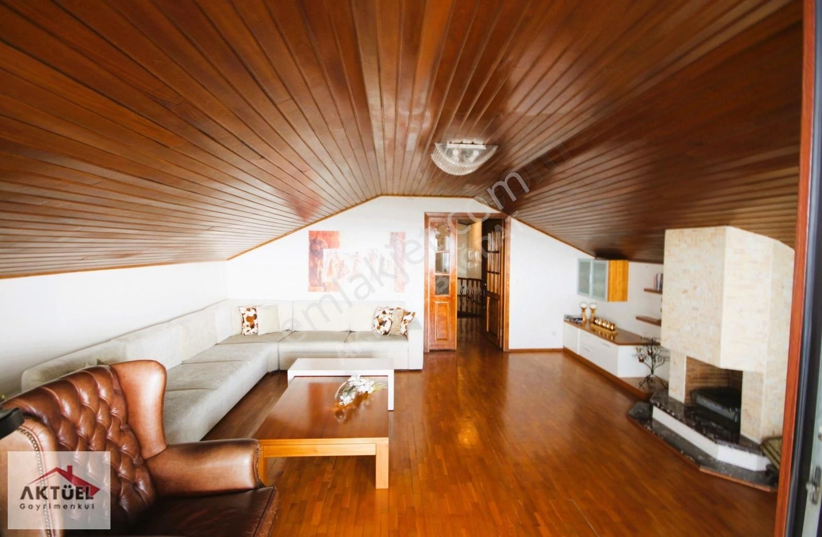 Suadiye Sahilde Lebiderya Deniz Manzaralı 350 M2 Dubleks - Görsel 16