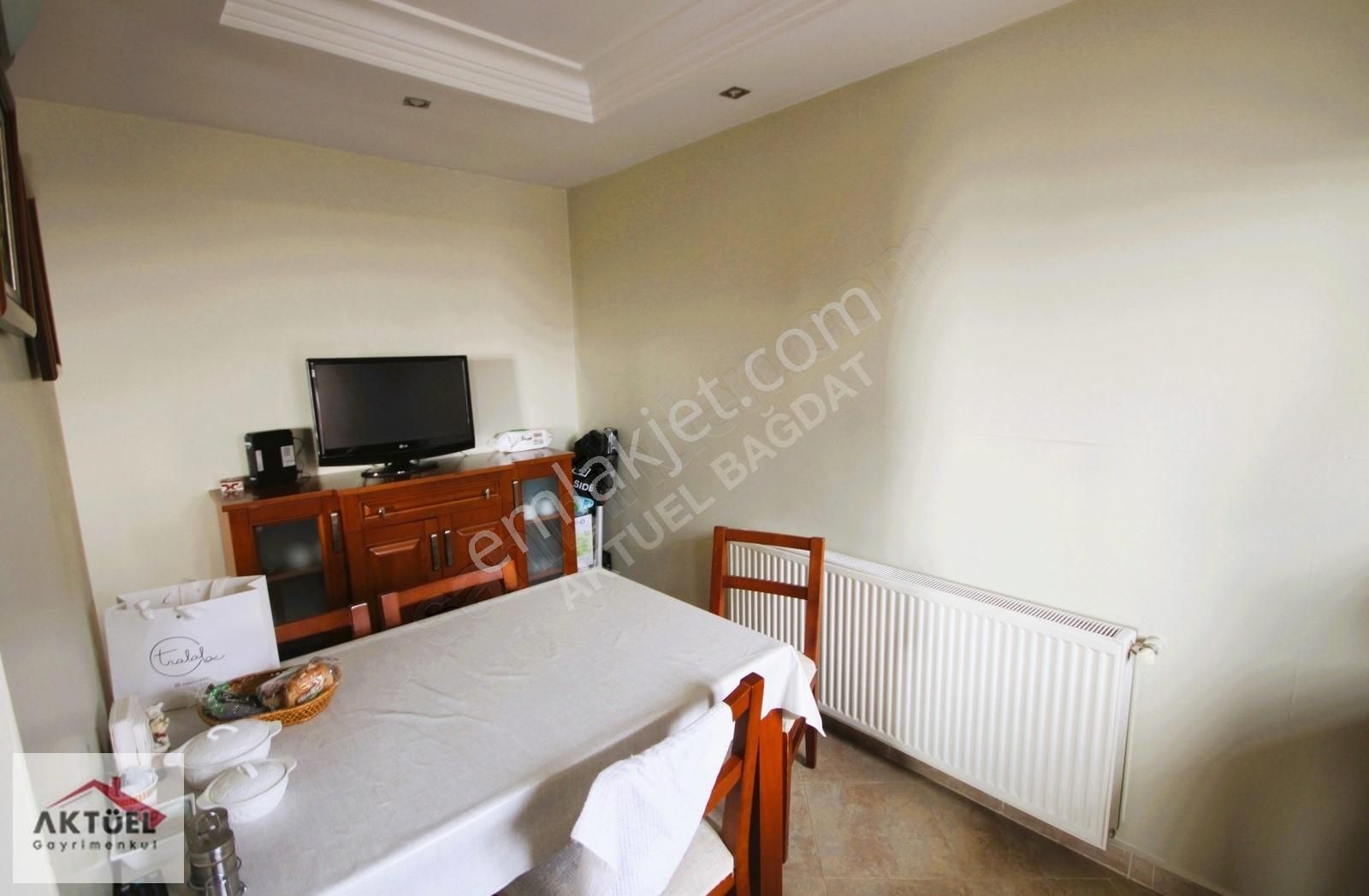 Suadiye Sahilde Lebiderya Deniz Manzaralı 350 M2 Dubleks - Görsel 18