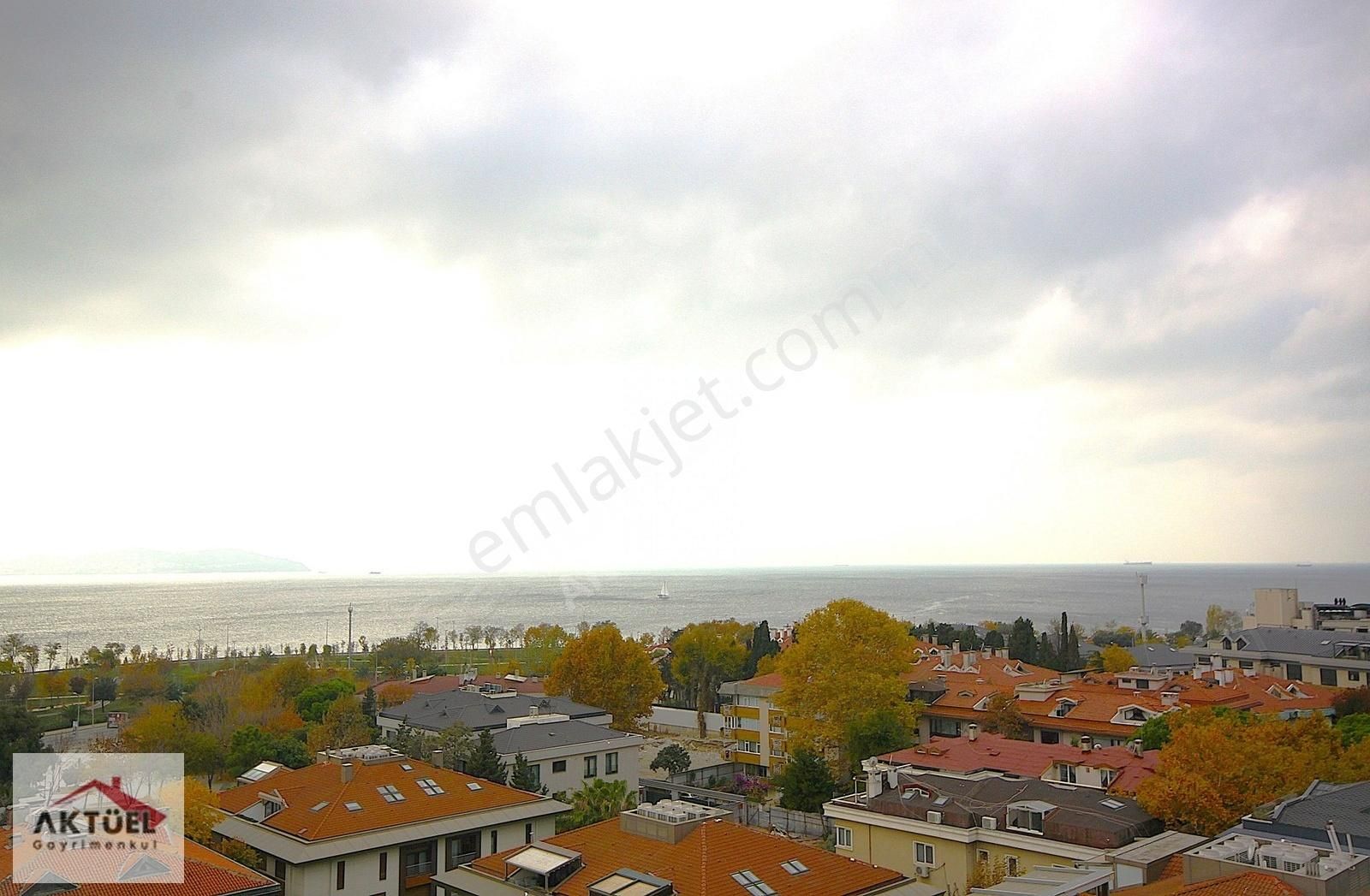 Suadiye Sahilde Lebiderya Deniz Manzaralı 350 M2 Dubleks