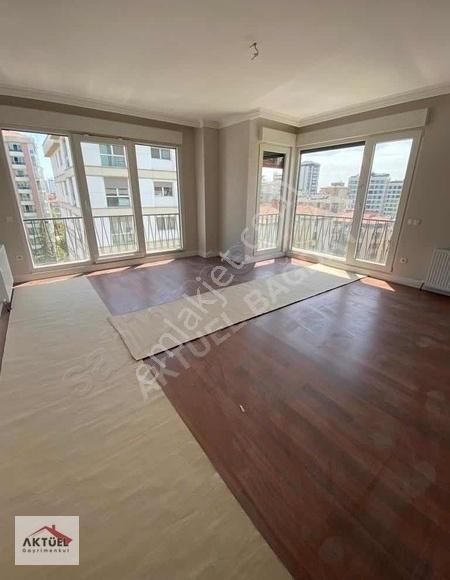 Çiftehavuzlar'da Bağdat Caddesi 2 Adım Sıfır Bina 135 M2 Lüx 3+1 - Görsel 5