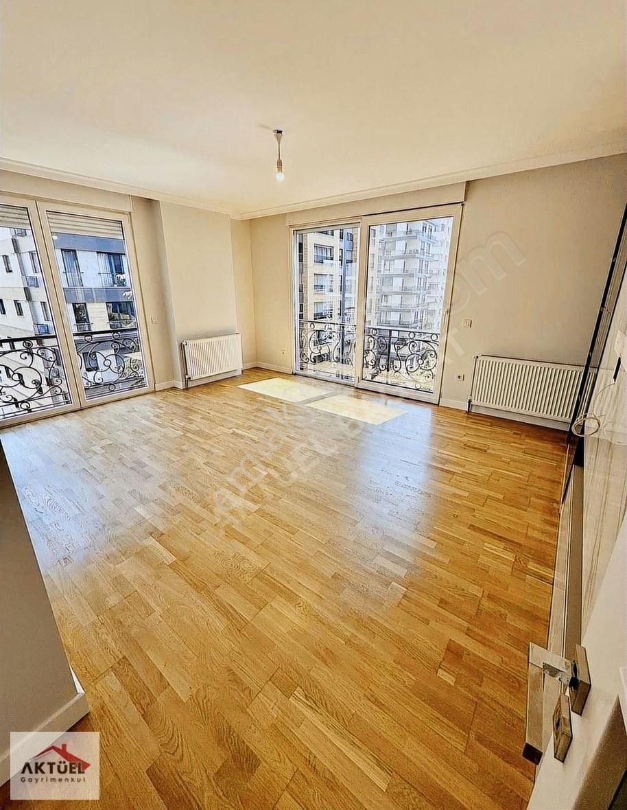 Caddebostan Sahil'de Denize 2 Adım 135 M2 Balkonlu Lüx 3+1 - Görsel 3