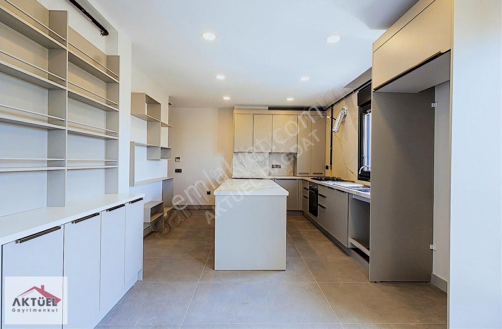 Fener Kalamış Cad Deniz Ve Yat Limanı Man. 380m2 Katta Tek Sıfır - Görsel 9