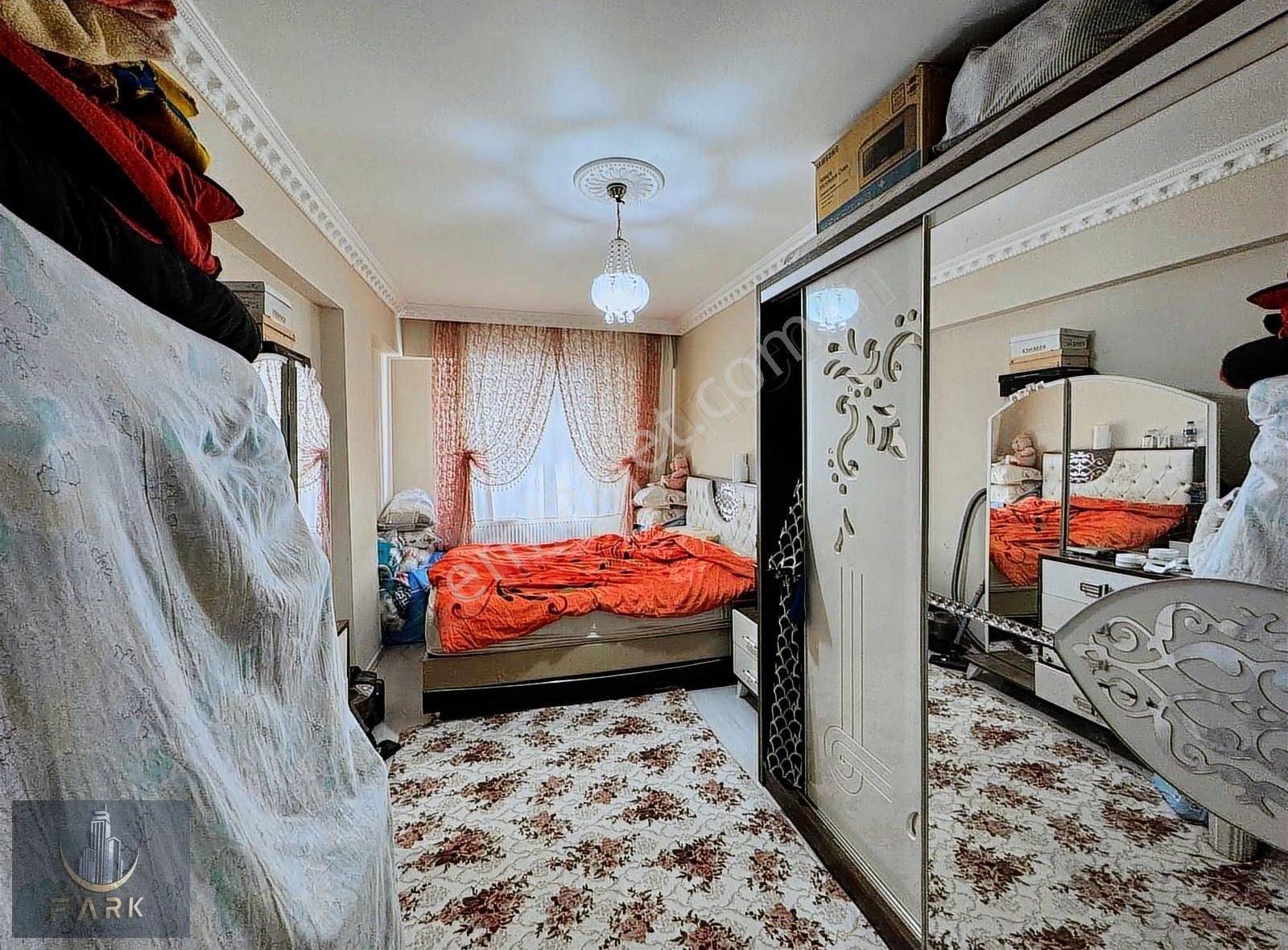 Merkezi Konum Yeni Hastane Bölgesi Satılık Ara Kat 2+1