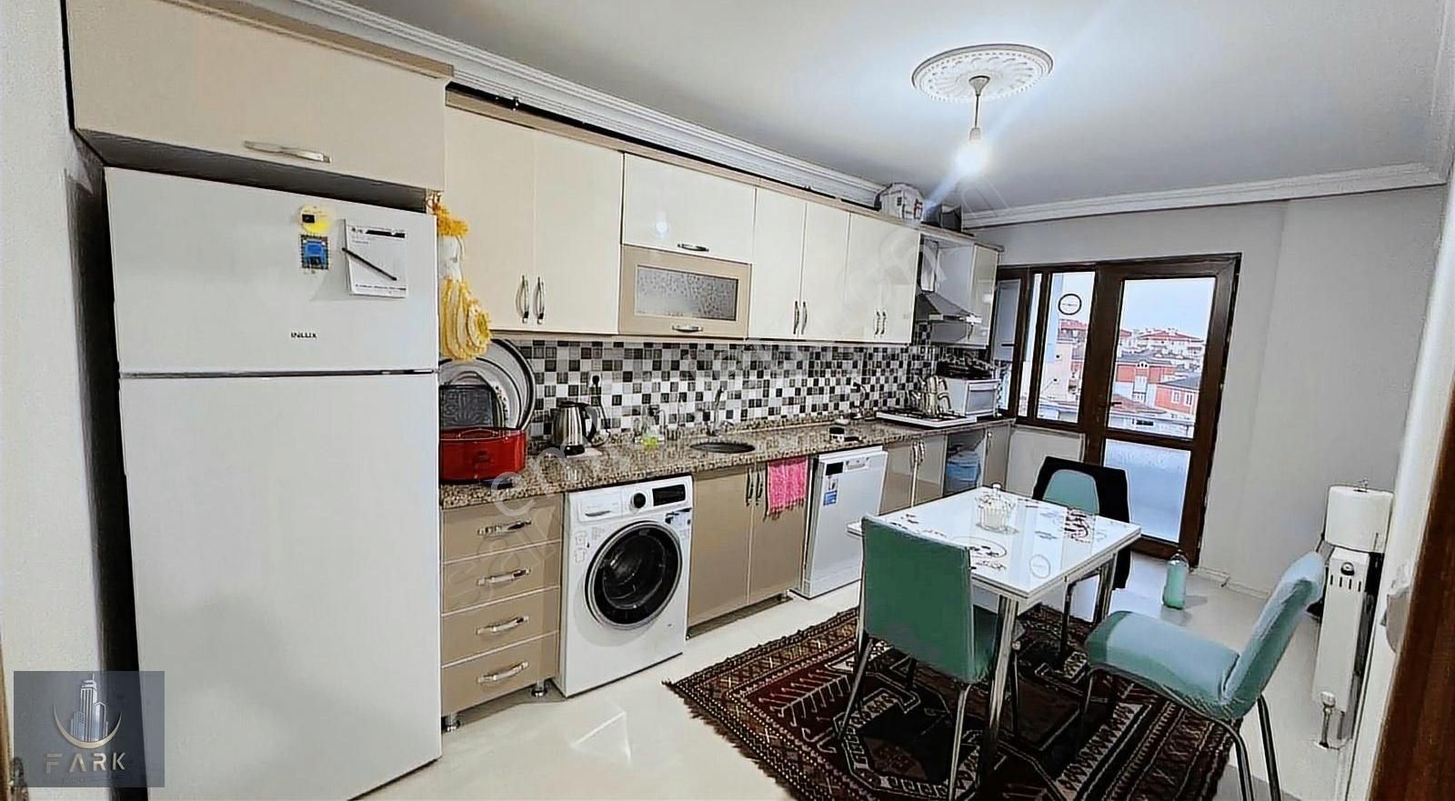 Kapaklı Atatürkte Merkezde Satılık 2+1 Geniş Daire