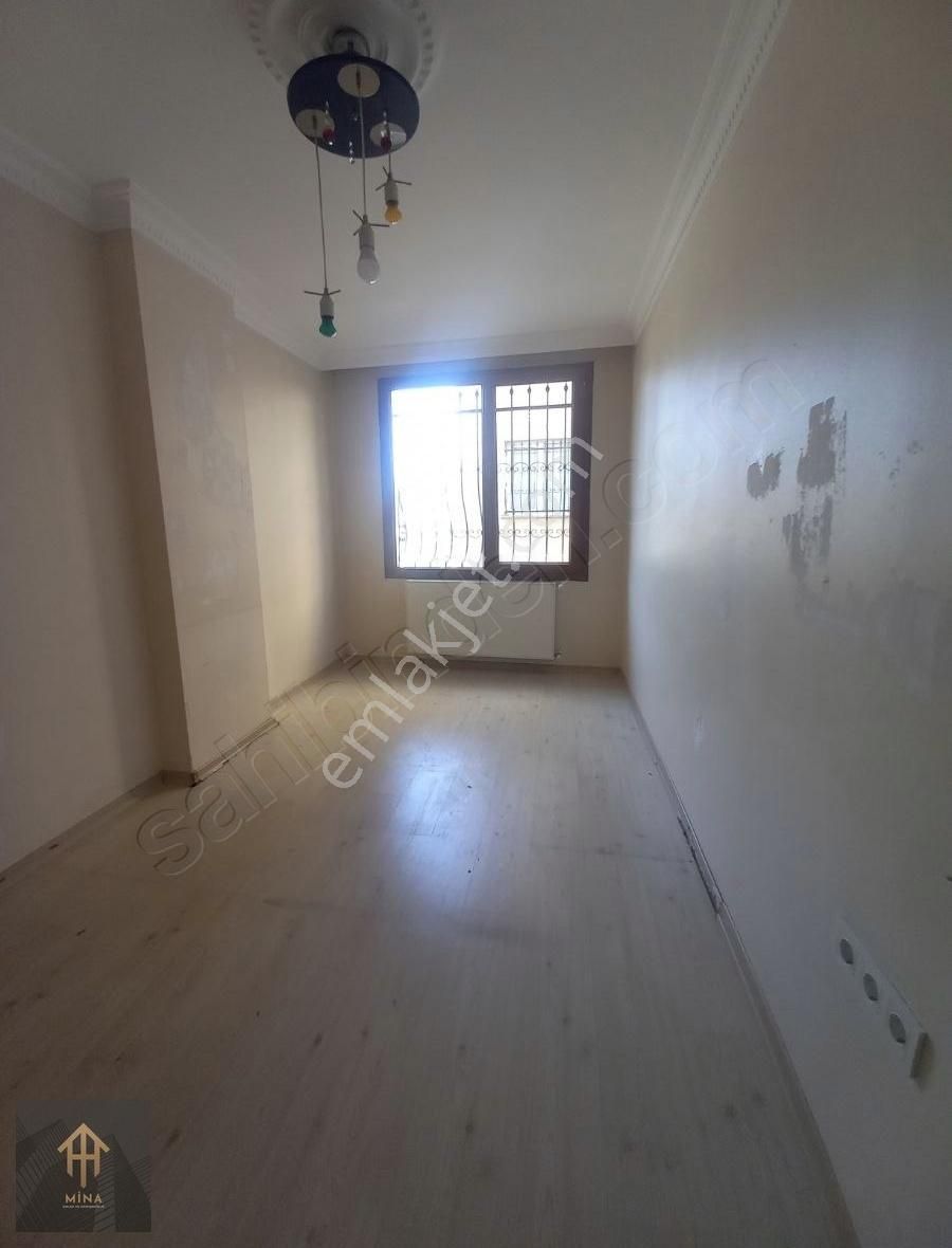 Yeni Binada Kiralık 2+1 Daire