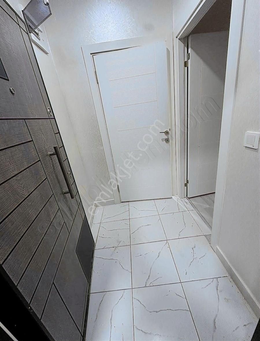 Uygun Emlaktan27 Binkiracılı Satılık 1+1 Merkezi Konumda Ev
