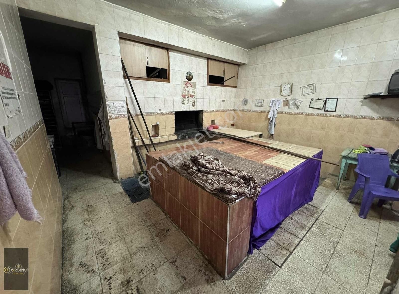 Ortam Emlak'tan Akçatekir Çarşıda 948m2'de 7 Daire 4 İşyeri - Görsel 15