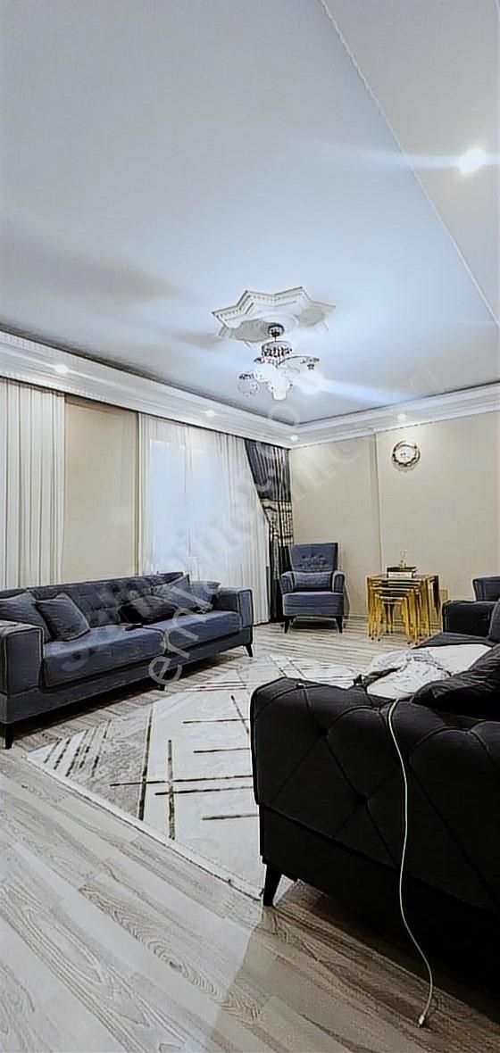 İslambey Mahallesi'nde Satılık Geniş 2+1 Arakat
