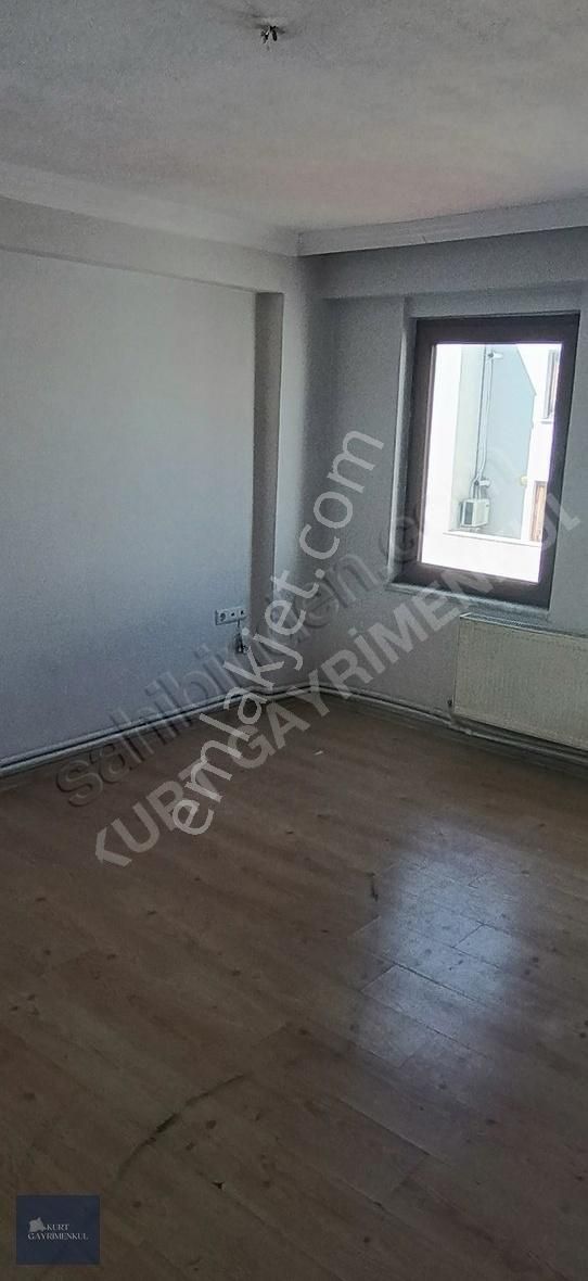 Kurt Gayrimenkulden Kiralık 1+1 Daire - Görsel 3