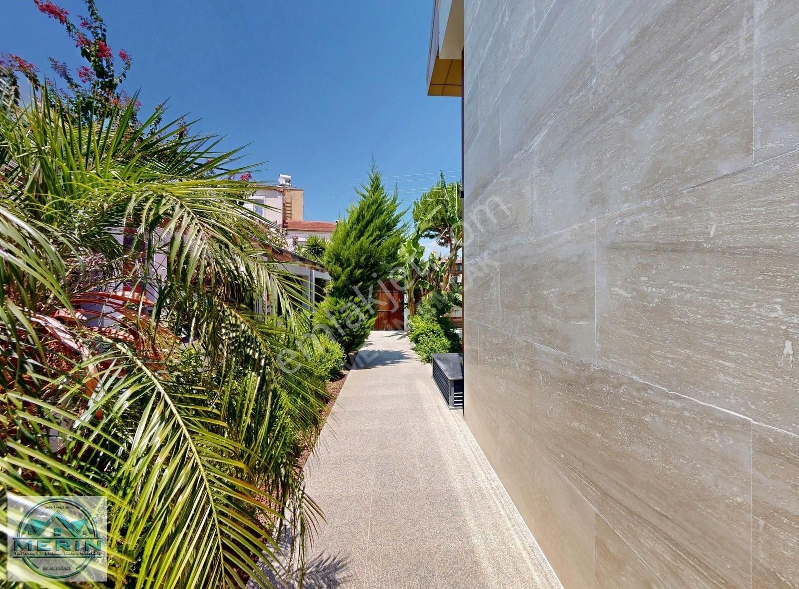 Düzlerçamı'nda Sıfır Müstakil 6+1 Lüks Forleks Satılık Villa - Görsel 11