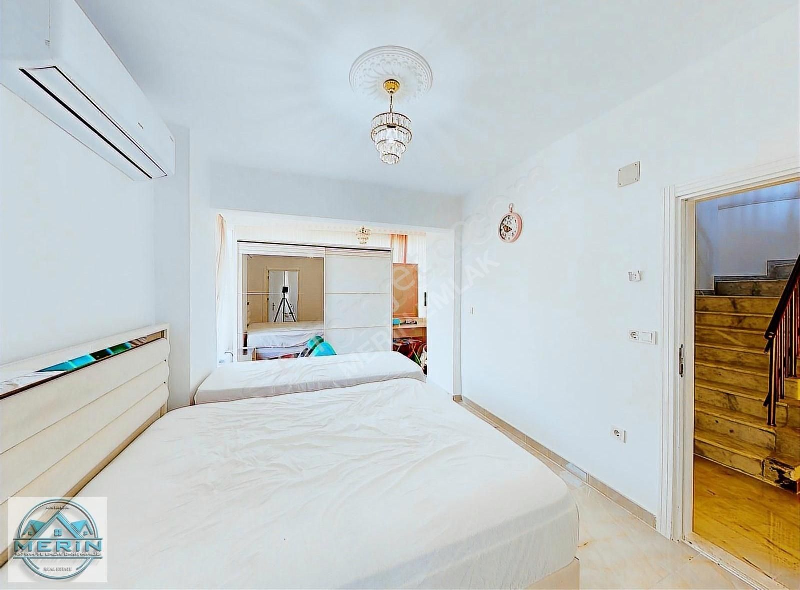 Denize Yakın 2 Girişli Tripleks Villa Akdeniz 87 Sitesi - Görsel 8