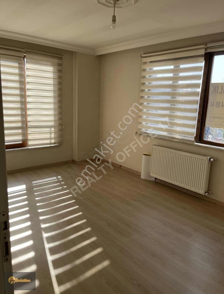 Eyüp Defterdar Mahallesi Satılık Büro&ofis 55m2 Cadde Üstü - Görsel 7