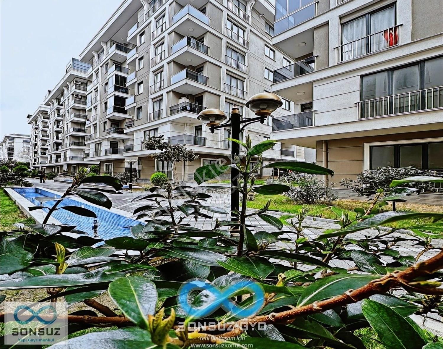 Beylikdüzü Sonsuz Dan 7/24 Güvenlikli Sitede Villa Tadında 3+1