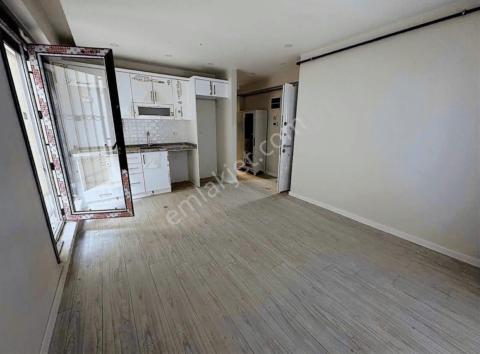 M-7 Nurtepe Metro'ya 300'metre 1+1 60m2 Asansörlü Bahçeli Daire