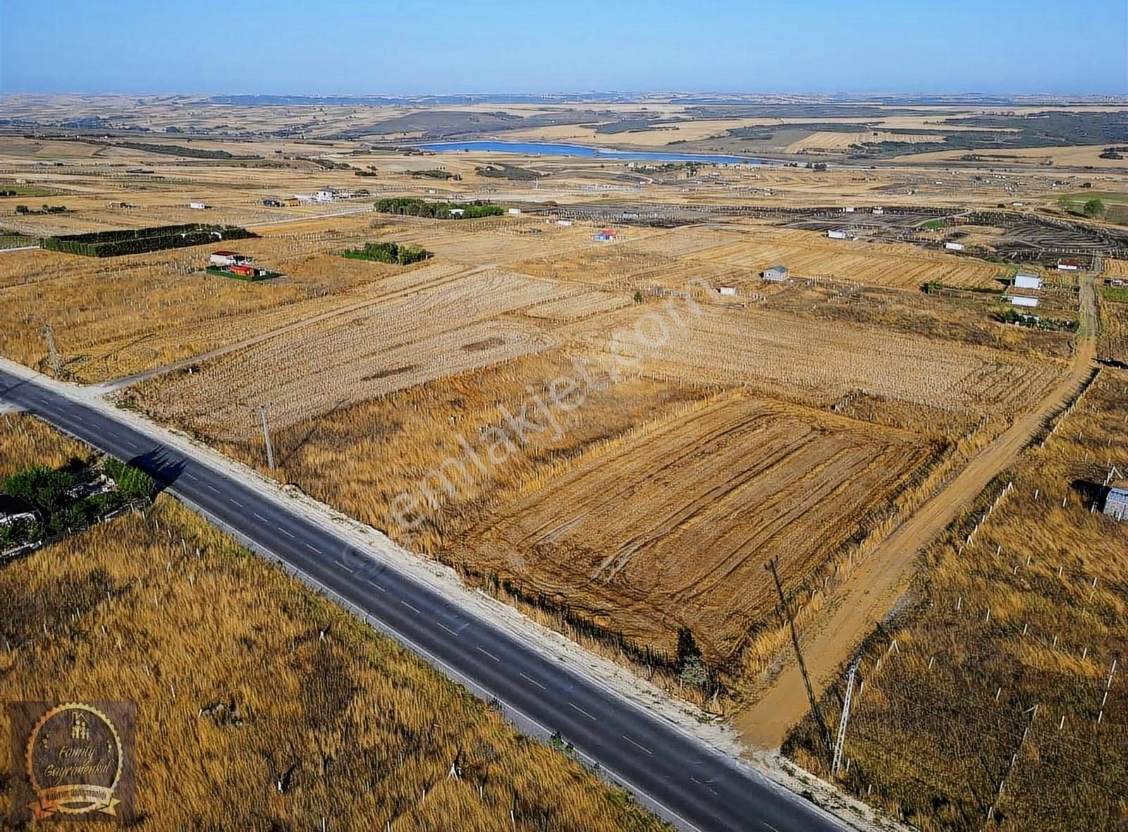 Silivri Çanta'da Gölet Manzaralı Satılık Villa İmarlı Fırsa Arsa - Görsel 13