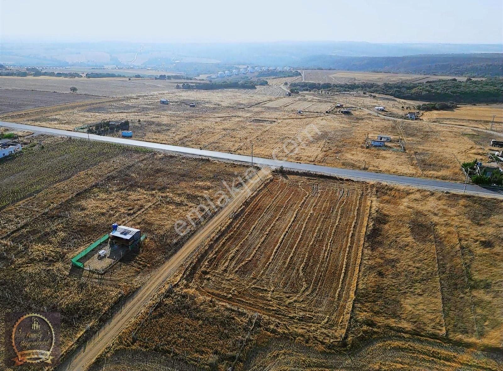 Silivri Çanta'da Gölet Manzaralı Satılık Villa İmarlı Fırsa Arsa - Görsel 12