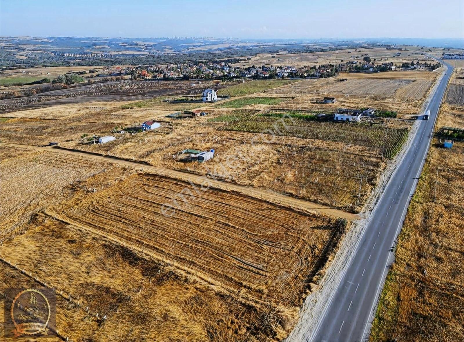 Silivri Çanta'da Gölet Manzaralı Satılık Villa İmarlı Fırsa Arsa - Görsel 18