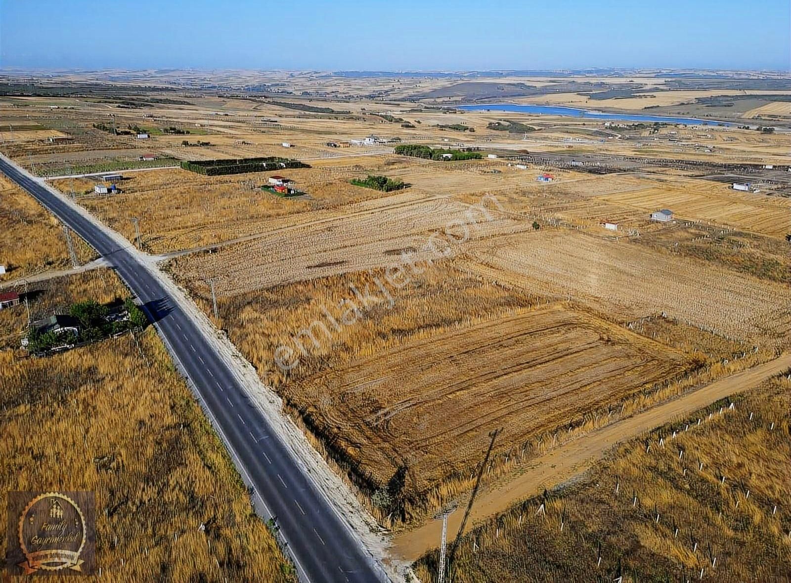 Silivri Çanta'da Gölet Manzaralı Satılık Villa İmarlı Fırsa Arsa - Görsel 15