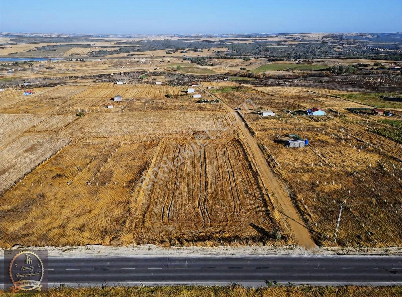 Silivri Çanta'da Gölet Manzaralı Satılık Villa İmarlı Fırsa Arsa - Görsel 4