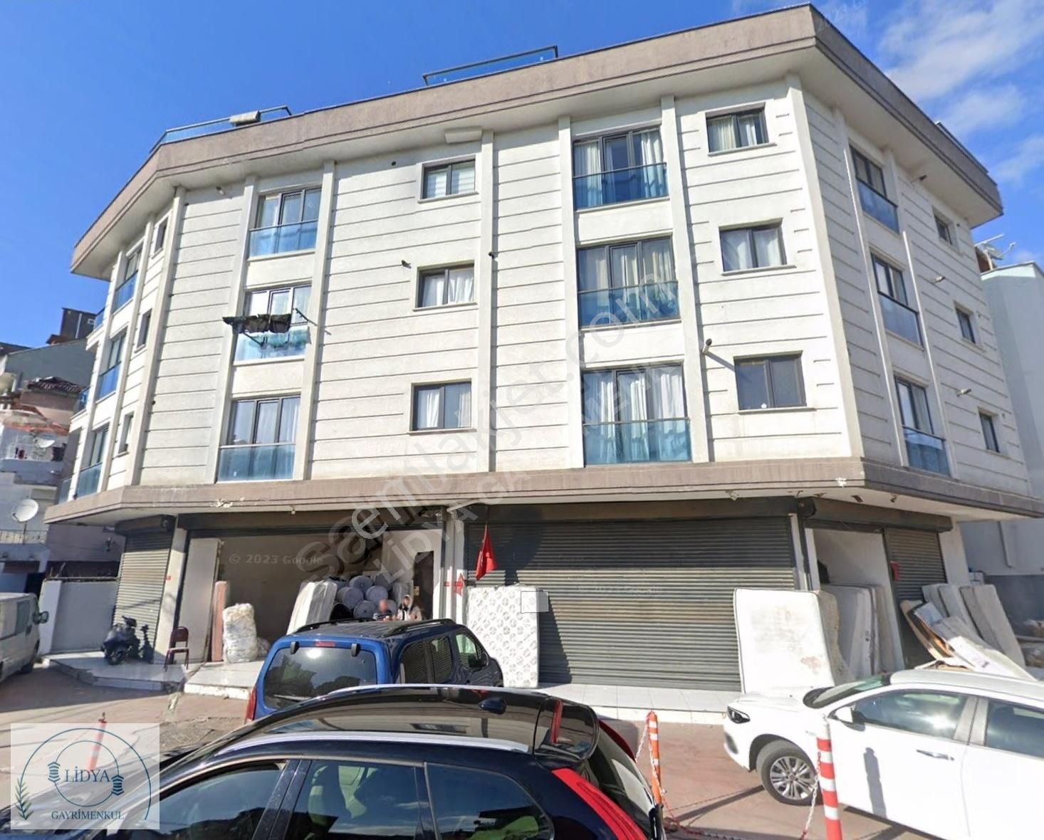 Mustafa Kemal Mah. Ana Cadde Üzeri 100 M2 Alt Kat Depolu Dükkan