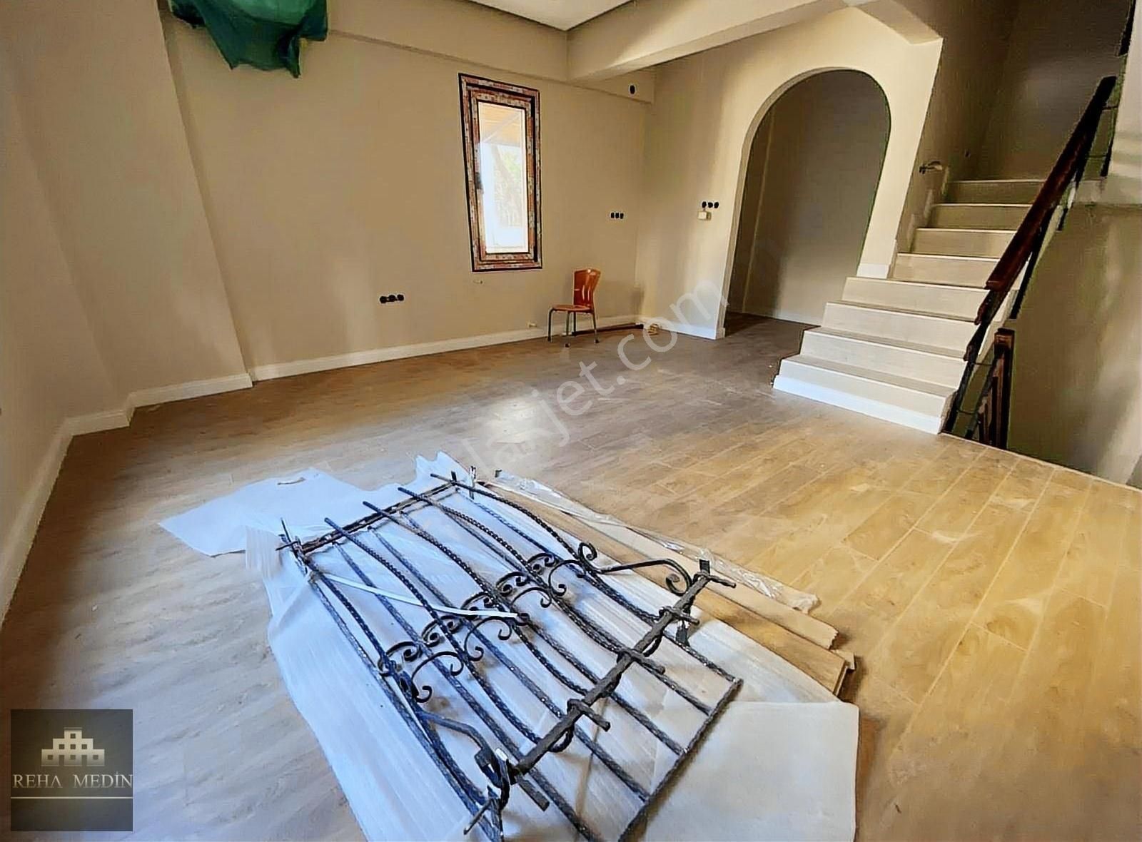 Maltepe Bağlarbaşında Bahçe Kullanımlı 3+1 Mustakil Satılık - Görsel 19