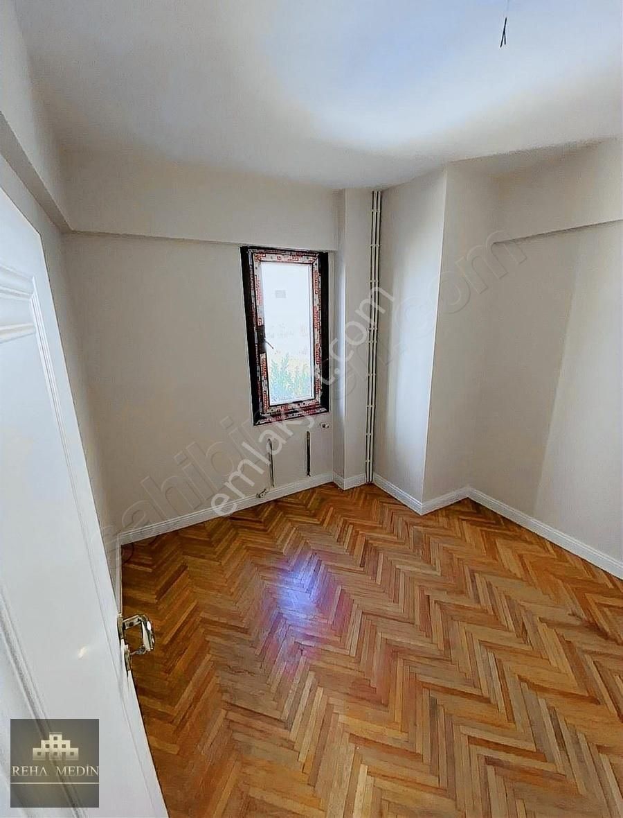 Maltepe Bağlarbaşında Bahçe Kullanımlı 3+1 Mustakil Satılık - Görsel 17