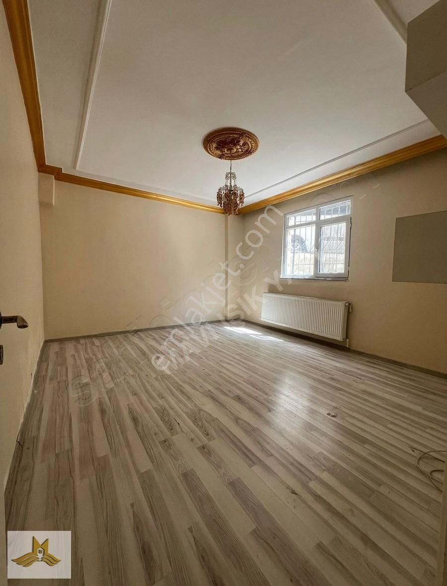 Merkezi Konumda 2+1 Bahçeli Kiralık Daire !!