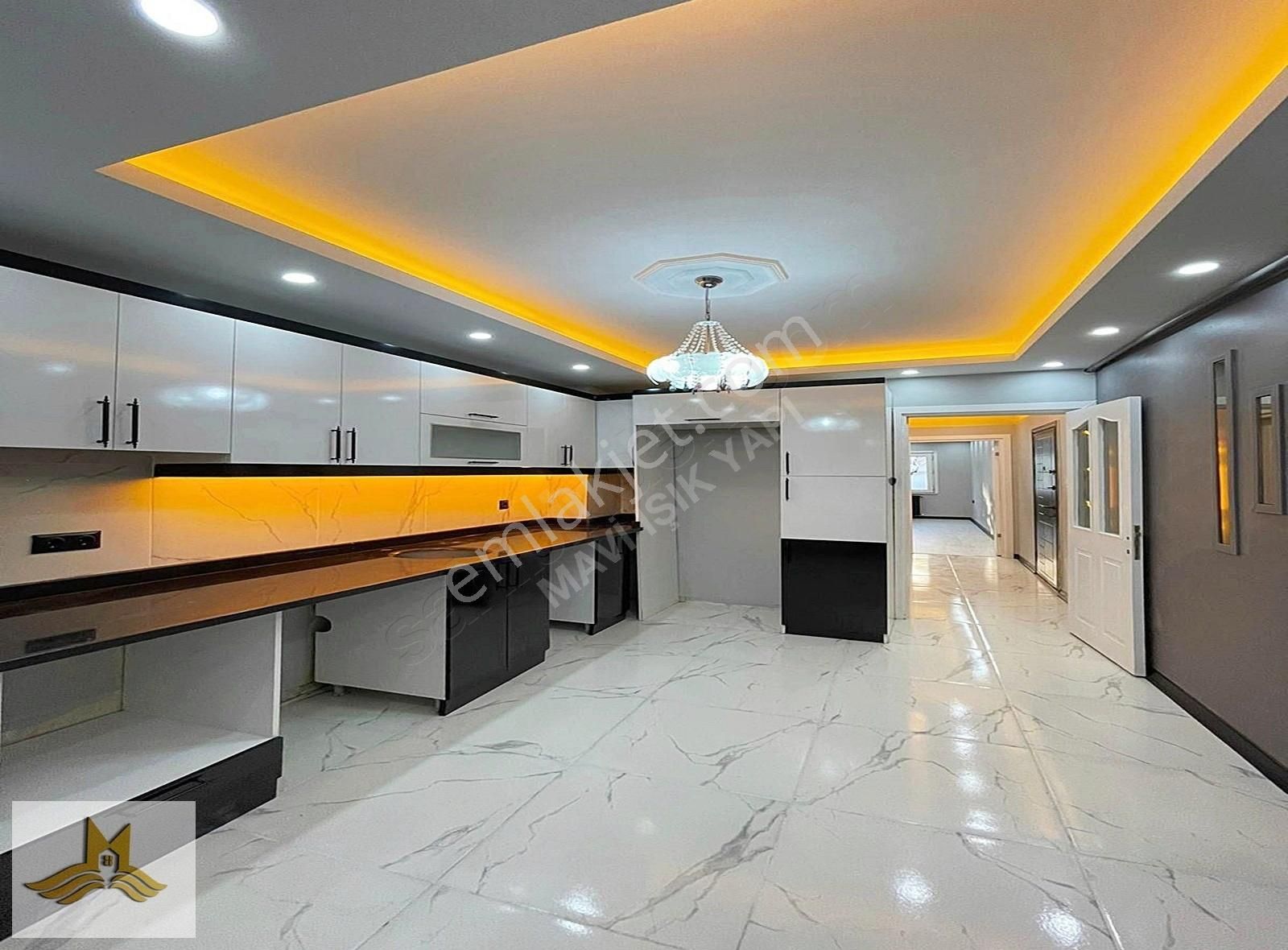 Geniş M2 İsteyenlere Müjde ! Metrobüse 8 Dk 3+2 Dubleks Daire