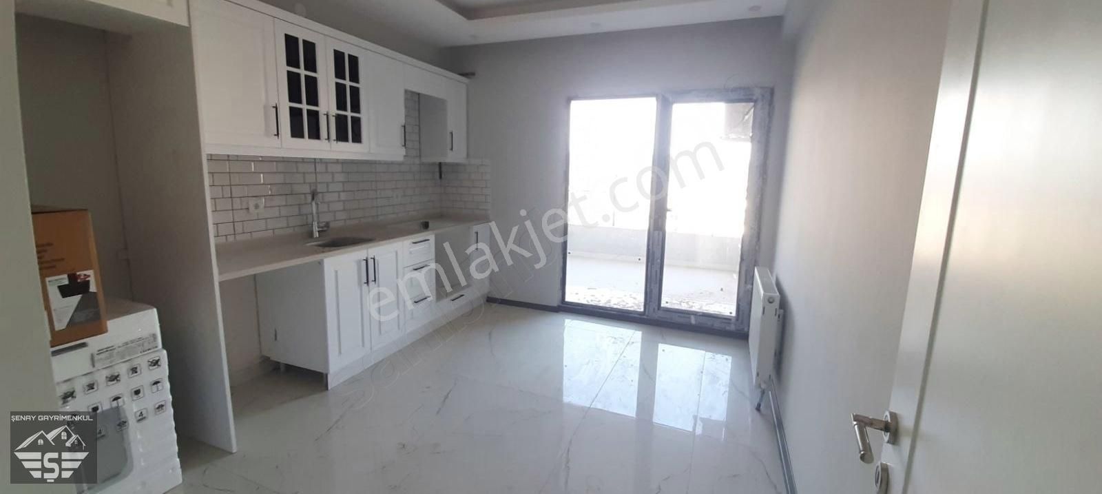 100. Yıl Mh. Ebeveyn Banyolu Havuzlu Sitede Satılık 3+1 - Görsel 2