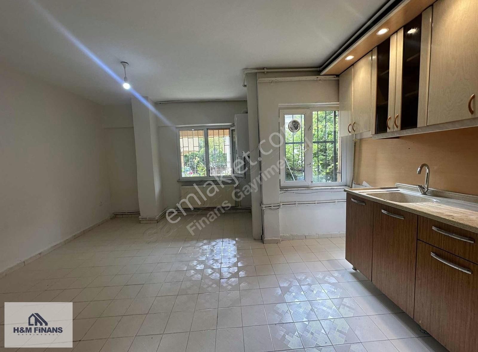 Çekmeköy Mimar Sinan Mah. Vuralkent Sitesi 2+1 Satılık Daire
