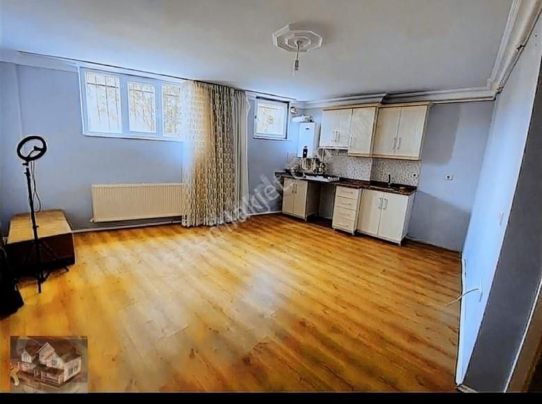 İslambey Göztepe Sokak Da 1+1 Bahçe Katı Satılık Daire