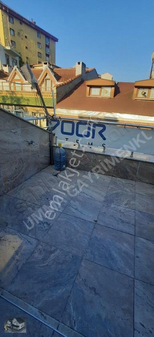 Eyüp İslambeyde Merkezi Konumda Caddeye Paralel Satılık Dublex - Görsel 9