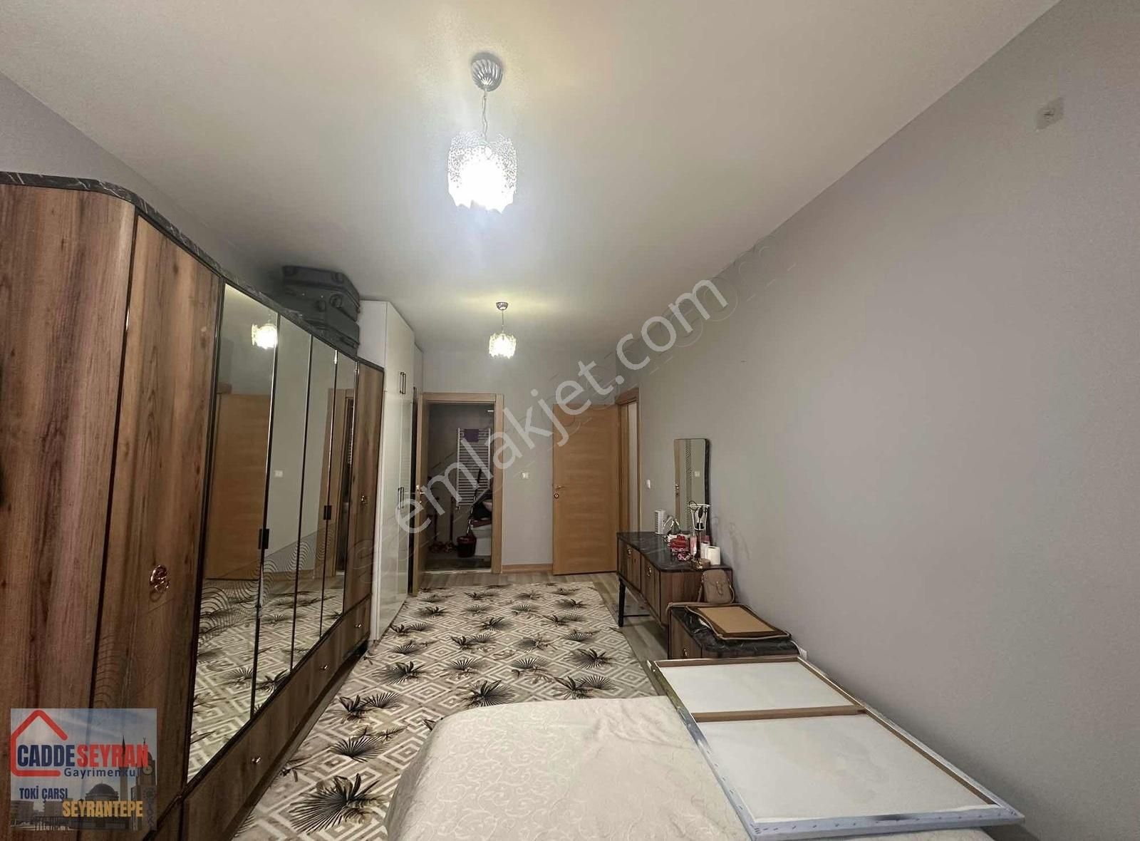 Cadde Seyran..satılık..3+1/145 M2 Sarı Toki Arakat Daire