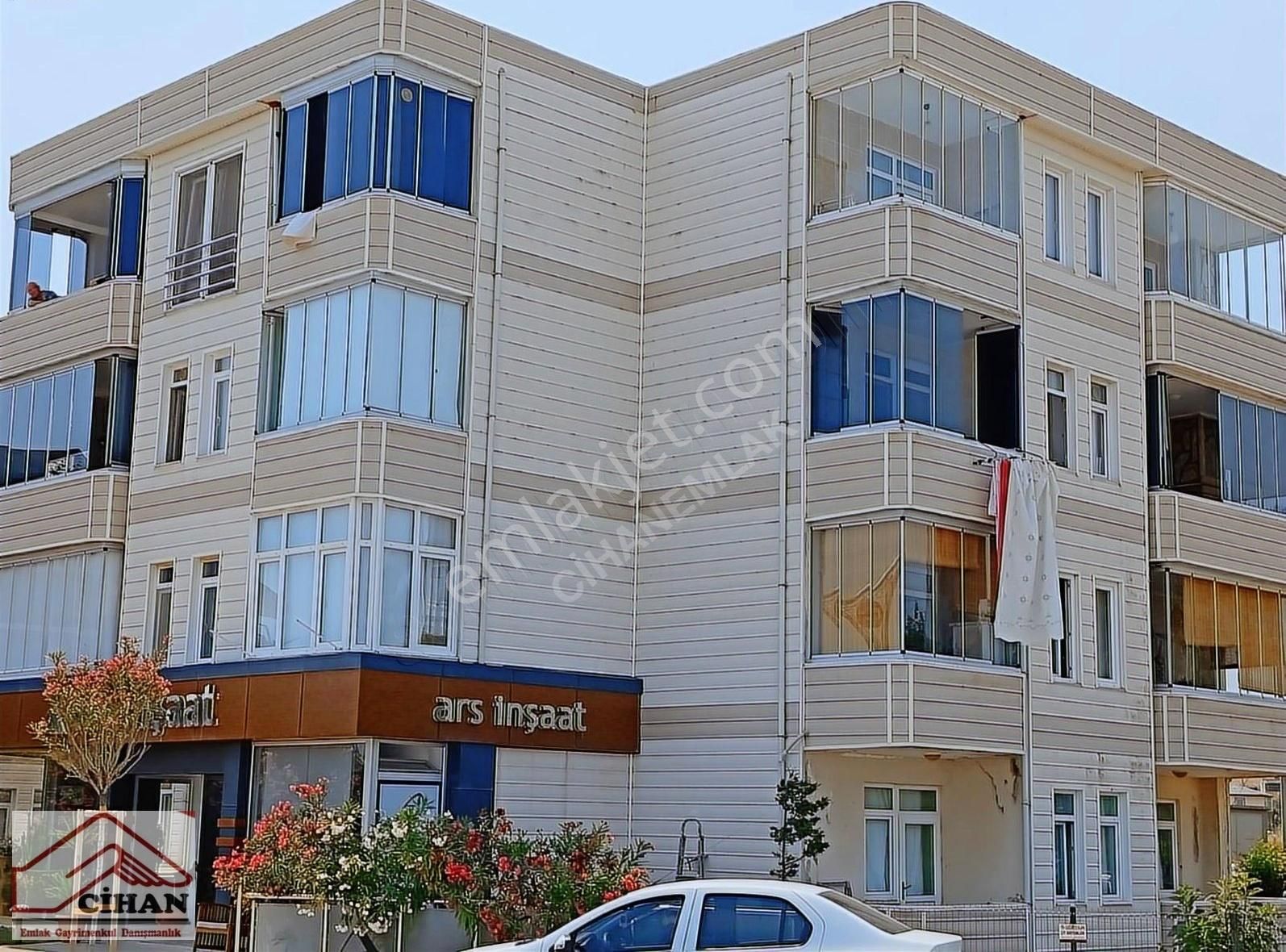 Cihan Emlak'dan Denize Sıfır Site İçerisinde 2+1 Daire - Görsel 4