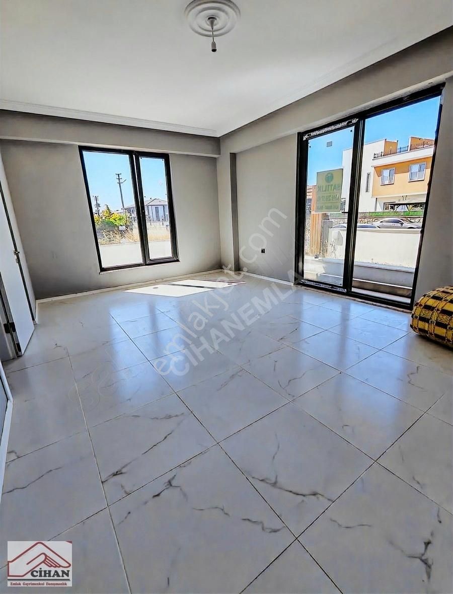 Aziziye Mah. Cadde Üzerinde Havuzlu Site İçerisinde 3+1 Tribleks - Görsel 17