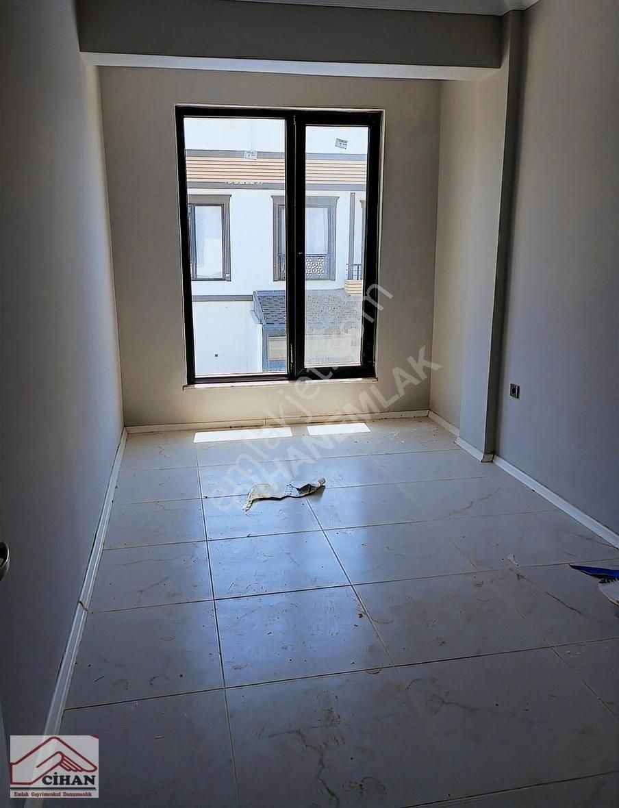 Aziziye Mah. Cadde Üzerinde Havuzlu Site İçerisinde 3+1 Tribleks - Görsel 19