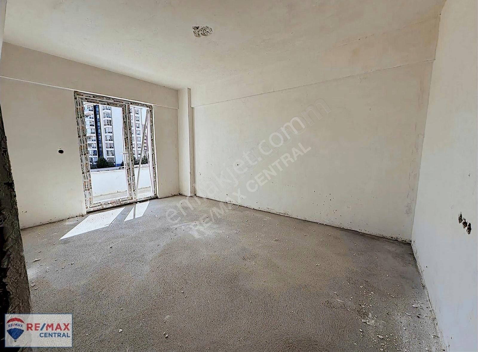 Remax Central'dan Kılavuz Mah. 3+1 Ara Kat Sıfır Daire