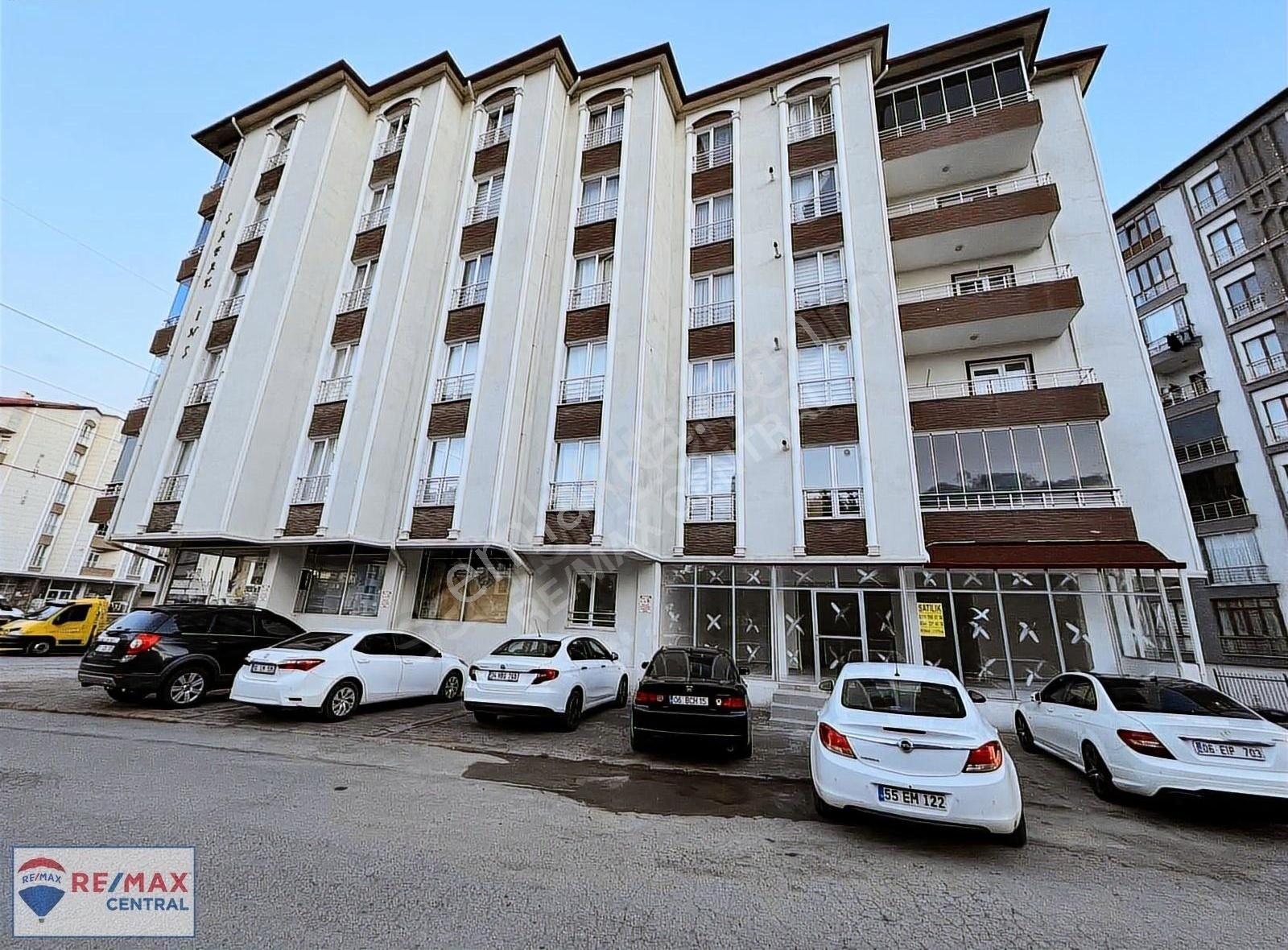 Remax Centralden Mehmet Akifte Satılık Dükkan