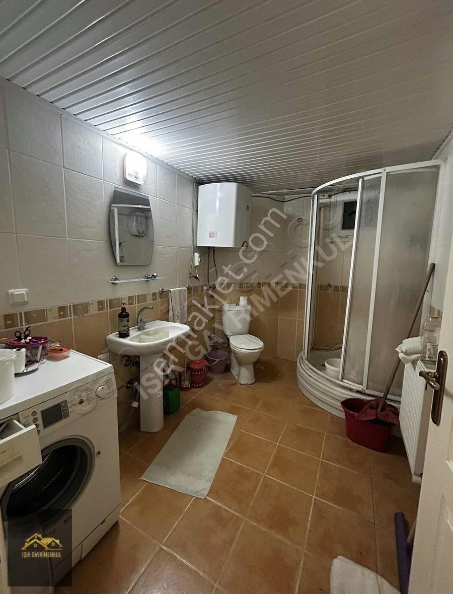 Işık Gayrimenkul'den Satılık Mükemmel Konumda Büyük 3+1 Daire - Görsel 17