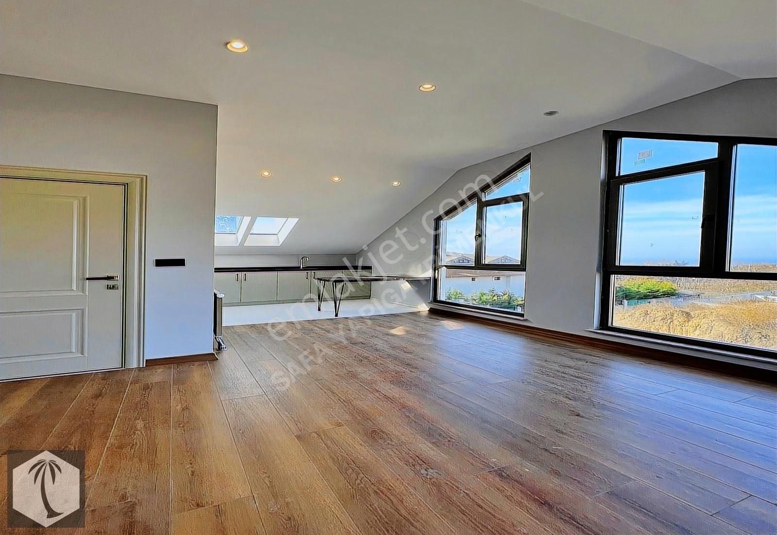 Beylikdüzü Safa Dan Deniz Manzaralı Müstakil Havuzlu Villa - Görsel 12