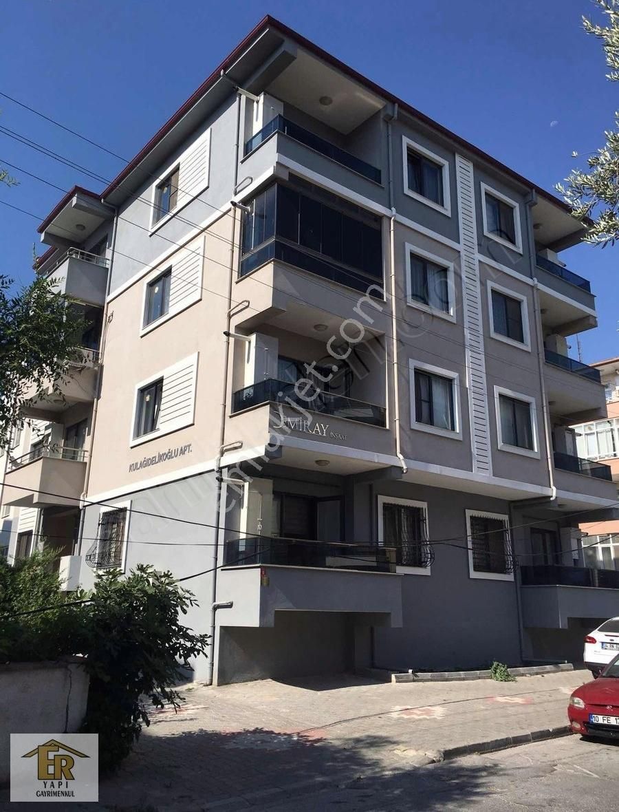 Er Yapı'dan N.e.f Yakını Kullanışlı Ferah Full Eşyalı 1+1 Daire