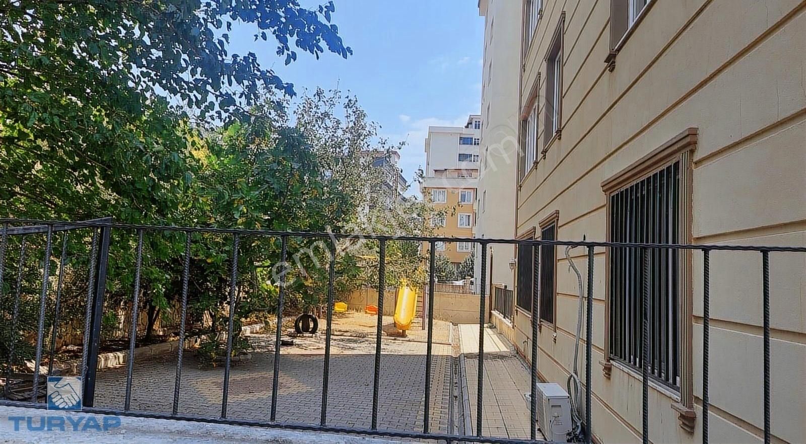 Binevler Turyaptan Hürriyet Mah'de 4+1 Satılık Daire