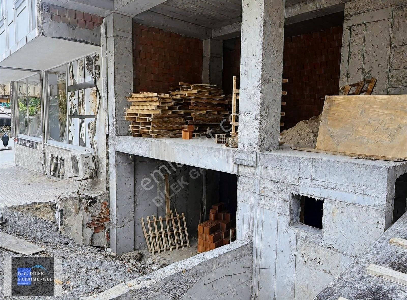Satılık Dukkan Maslak Çeşme Caddesi Üzerinde - Görsel 8