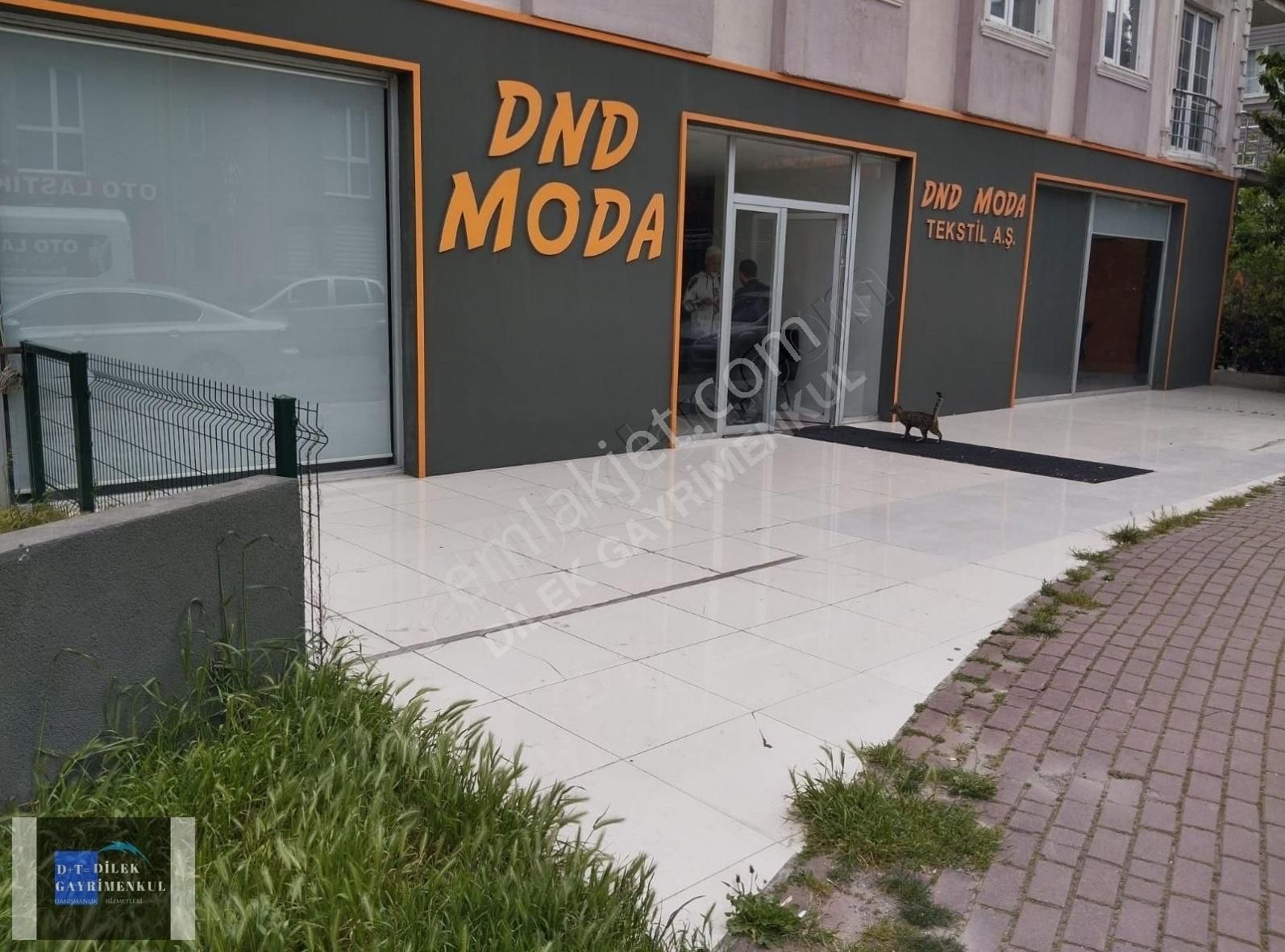 Cadde Üstü Kıralık 2 Katlı Dukkan Her Sektöre Uygun
