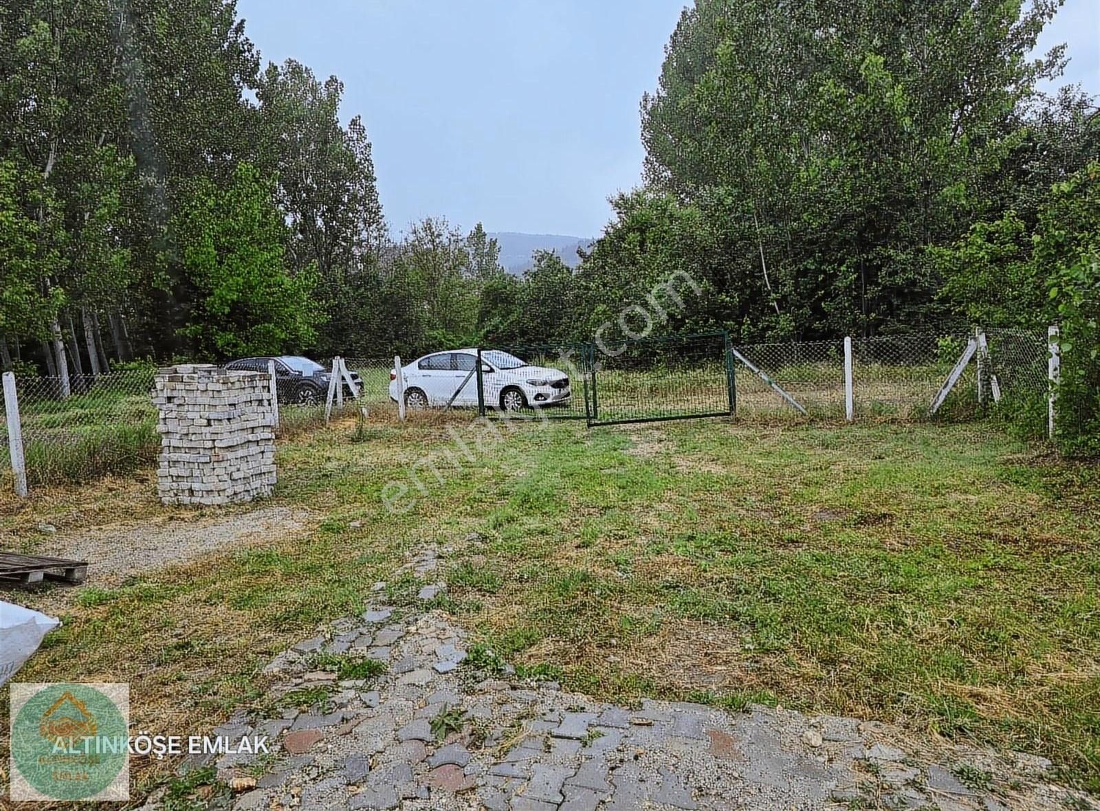 Altınköşe Emlak Satılık 755m2 Taraklı Merkezde Bahçe.. - Görsel 13