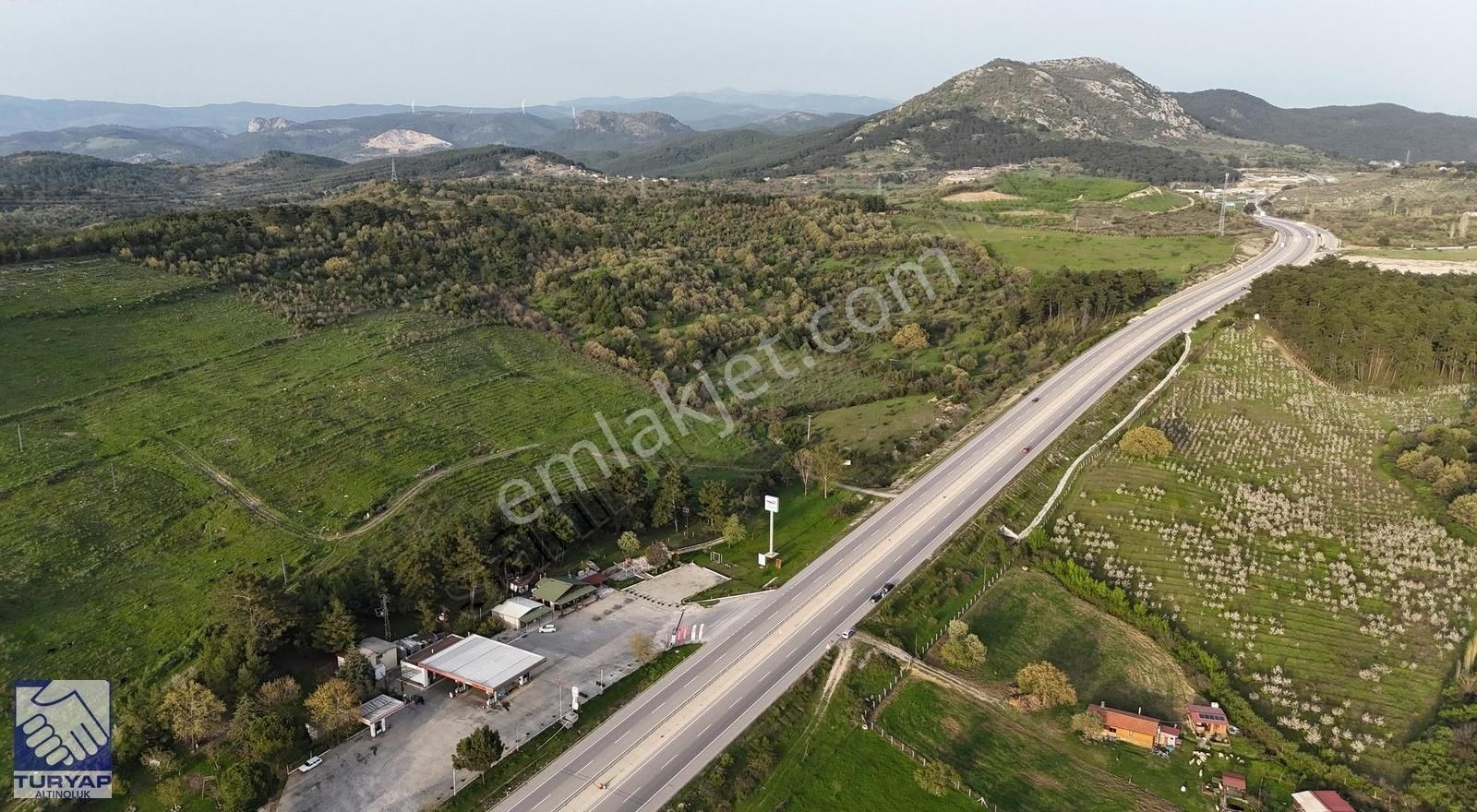 Asos Ahmetçe'de 12.985m2 Satılık Tarla