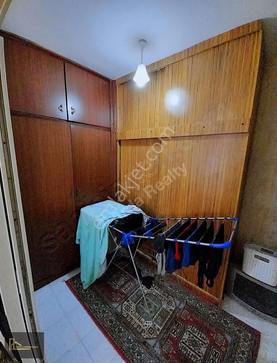 K.yaka Çarşı Yakını Geniş Sokak Çitf Cephe 2+1 75 M2 - Görsel 15