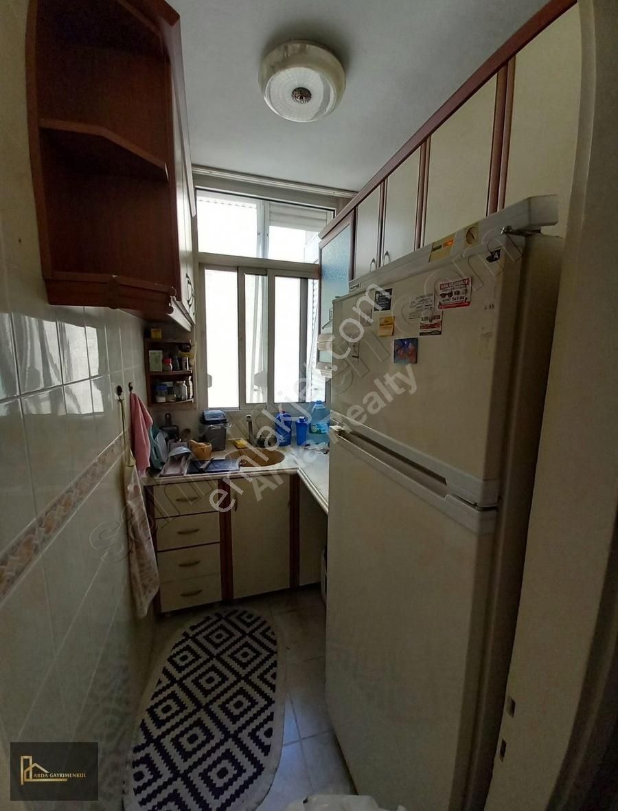 K.yaka Çarşı Yakını Geniş Sokak Çitf Cephe 2+1 75 M2 - Görsel 24